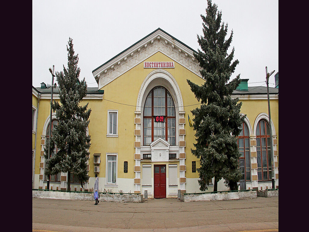 Фасад будівлі