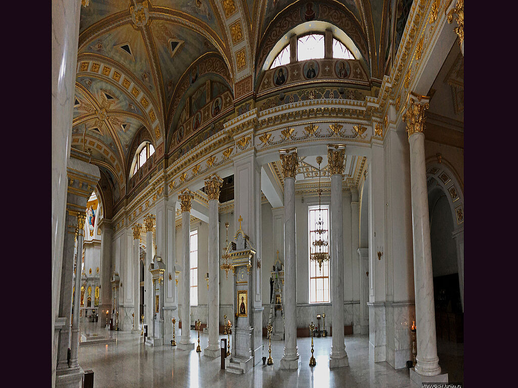 Photo à l'intérieur du bâtiment