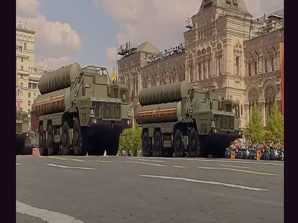 S-300 AIR DEFENCE SYSTEM. Designed to destroy air targets. Rashists have redistributed this system and are shelling peaceful cities of Ukraine, in particular Kharkiv and the region