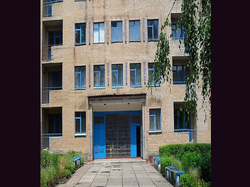 The dormitory is located near the lyceum