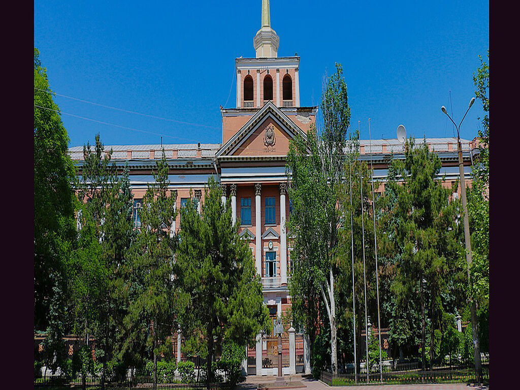 La façade du bâtiment