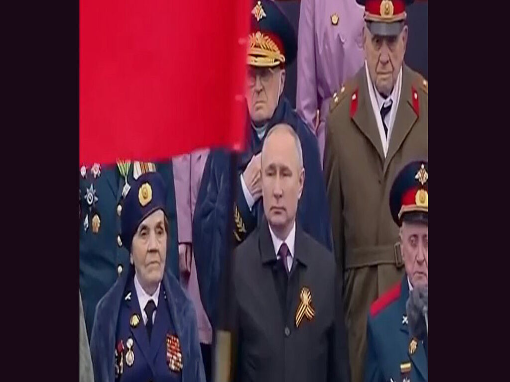 Vladimir Putin takes the parade