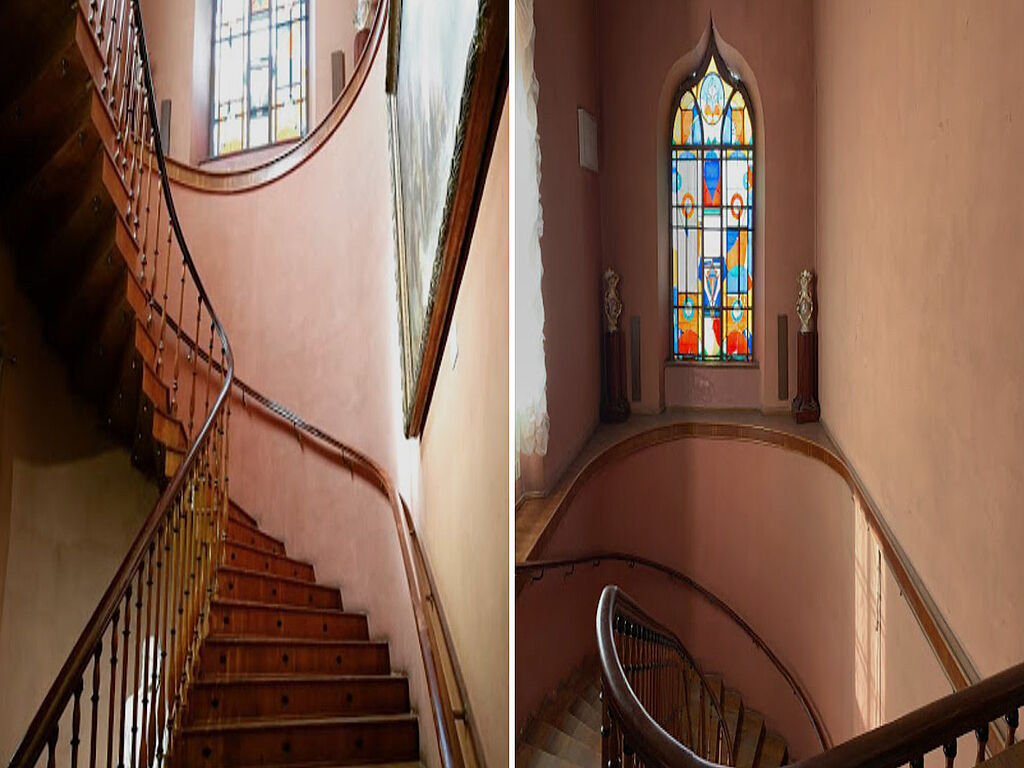 Stairs to the 2nd floor of the museum