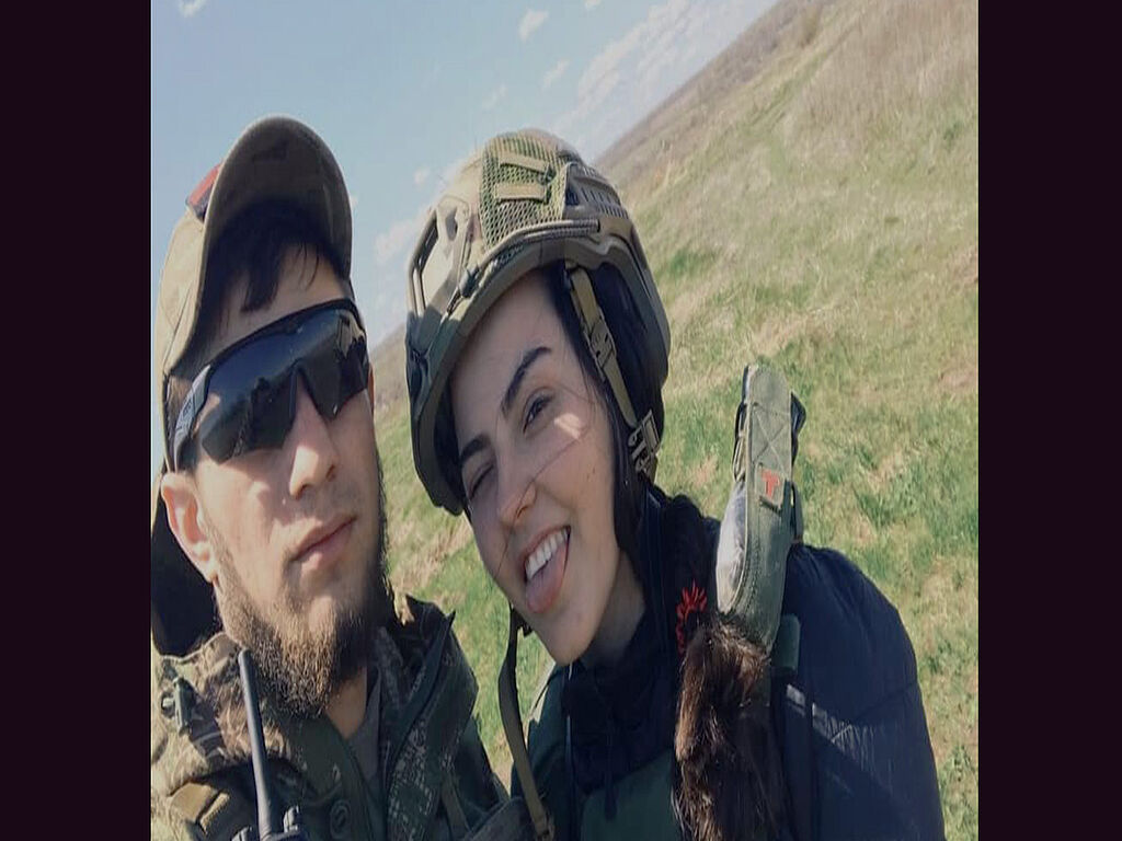 Девушка Дмитрия - Алина Михайлова - военный парамедик